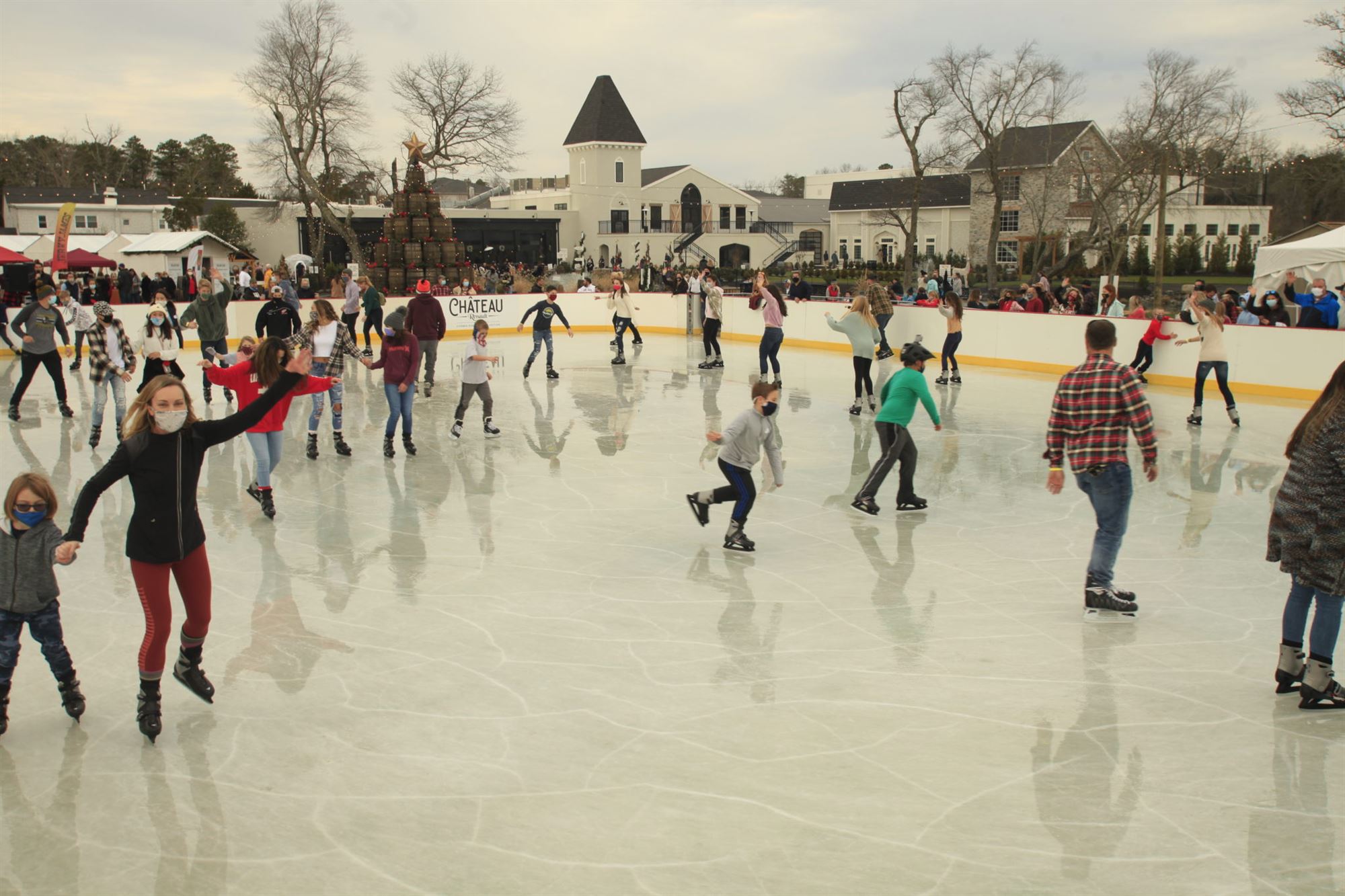 8 Ice Skating Rinks In NJ To Check Out This Winter - Flight On Ice